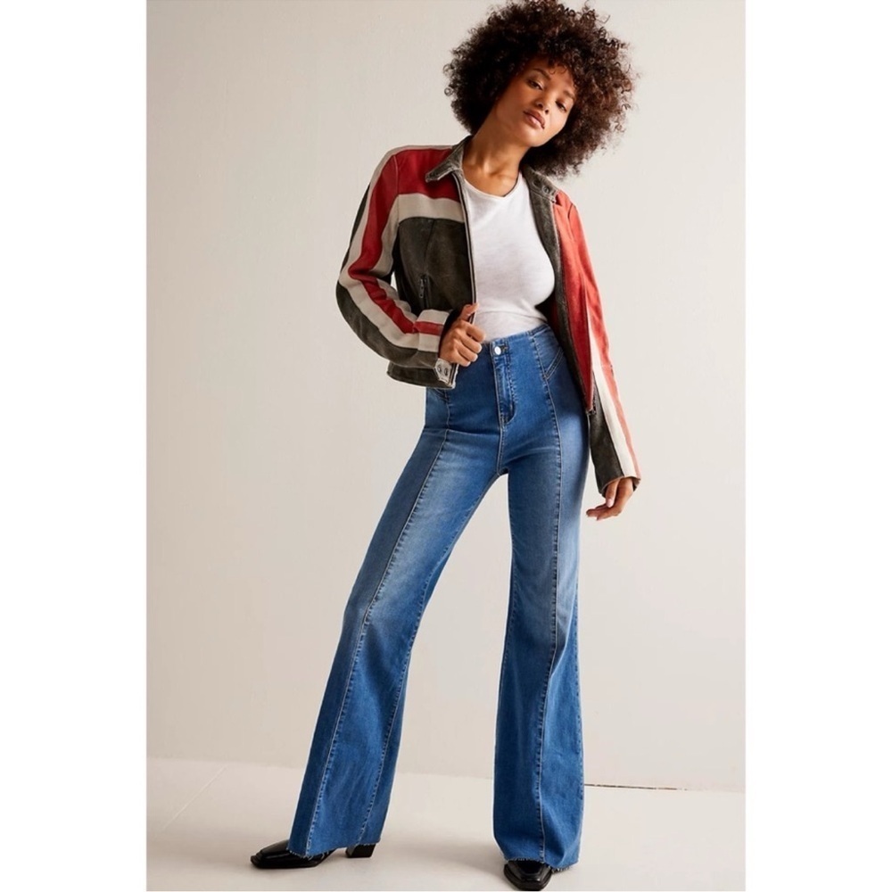 Free People CRVY Wild Honey Flare Jeans High Rise Medium Wash Blue 25